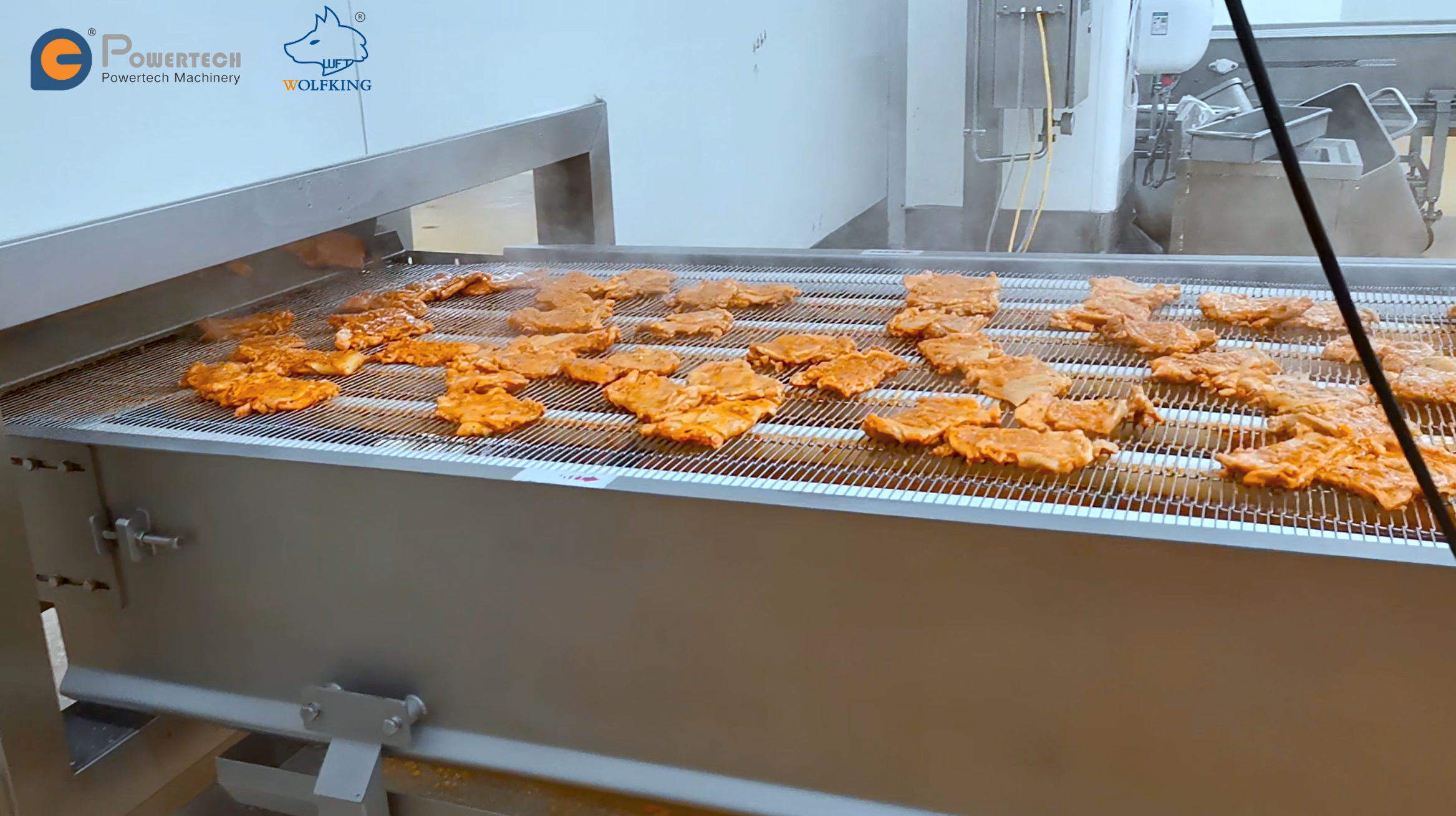 Cuisses de poulet entièrement cuites au four tunnel et produits de bifteck