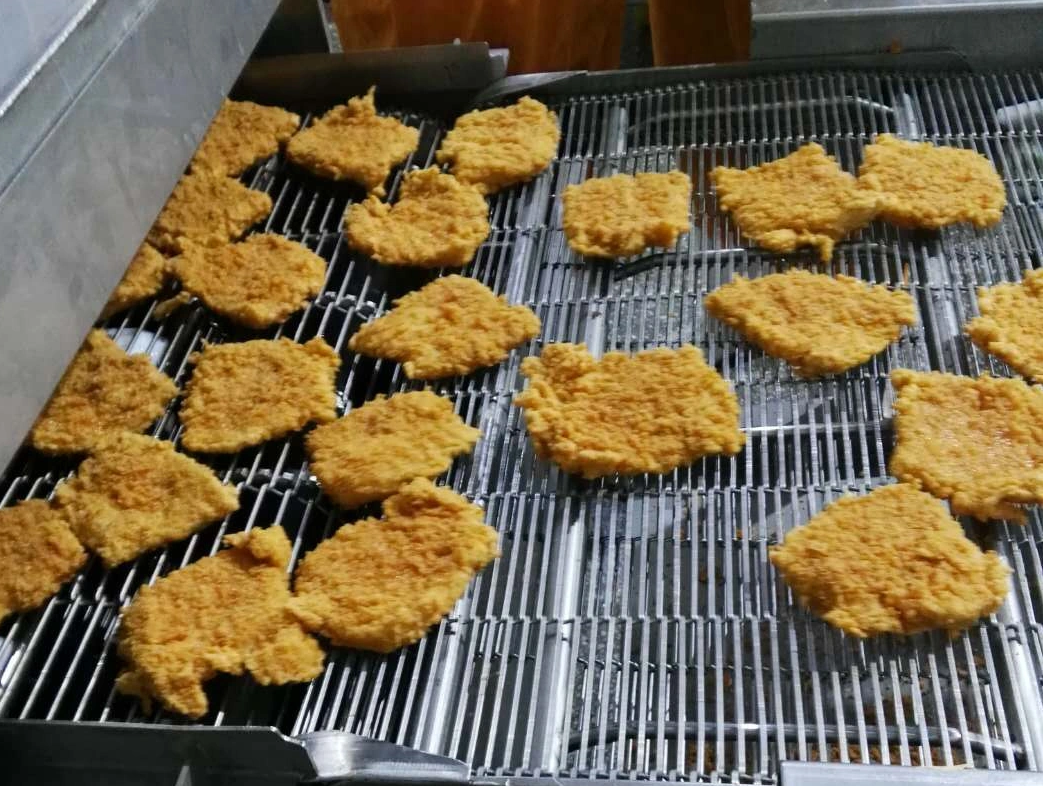 Four tunnel pour ailes de poulet, galettes, lanières