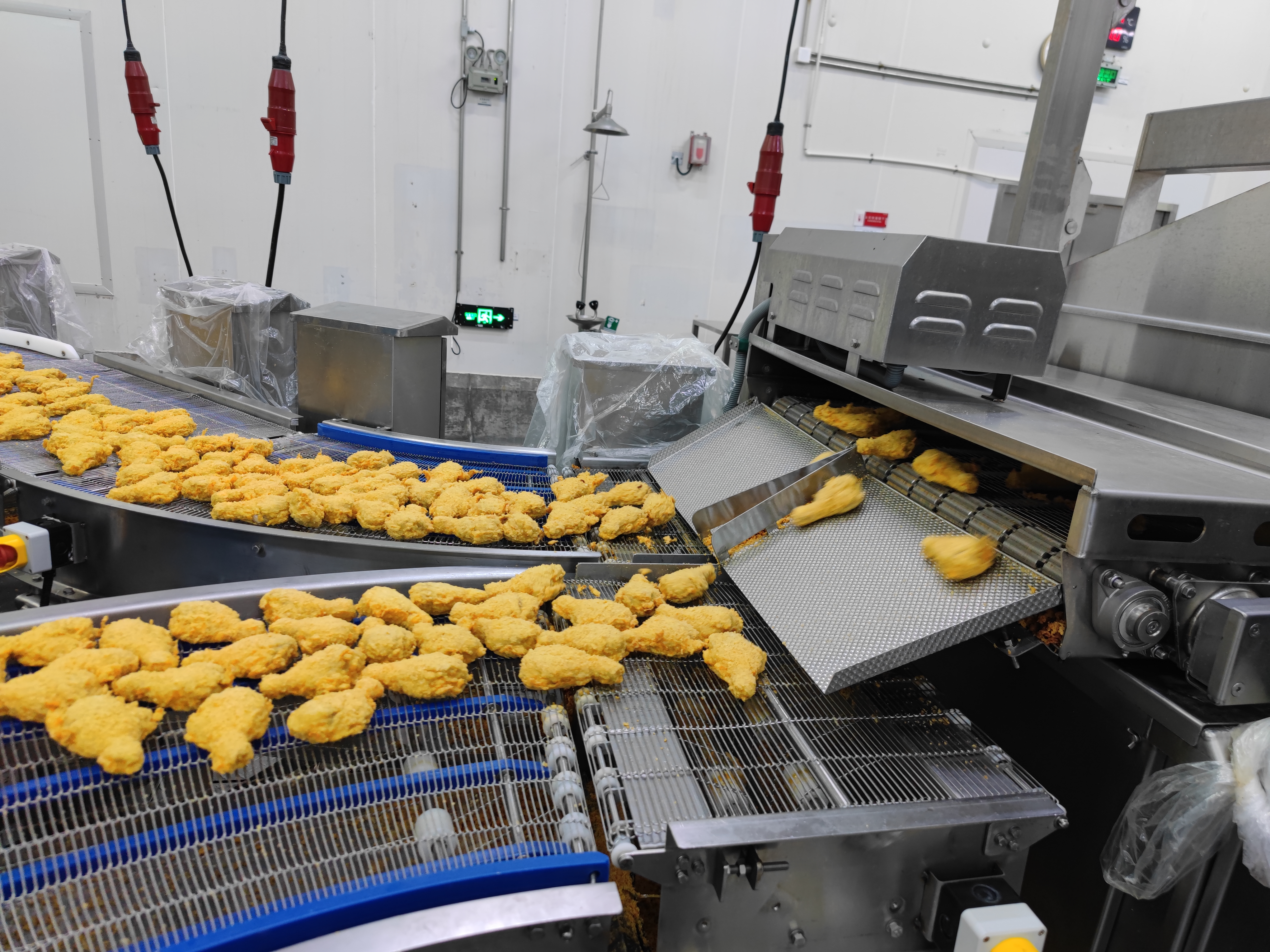 Ligne de cuisson et de congélation de cuisses de poulet